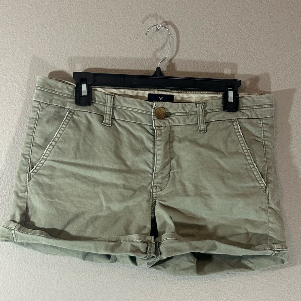 American Eagle Outfitters Women's Green Cargo Shorts